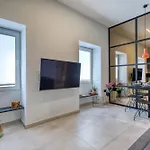 Stylish 1-bedroom Just 5 Minutes From Valletta By Ferry Apartamento Mosta
