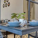 Stylish 1-bedroom Just 5 Minutes From Valletta By Ferry Mosta