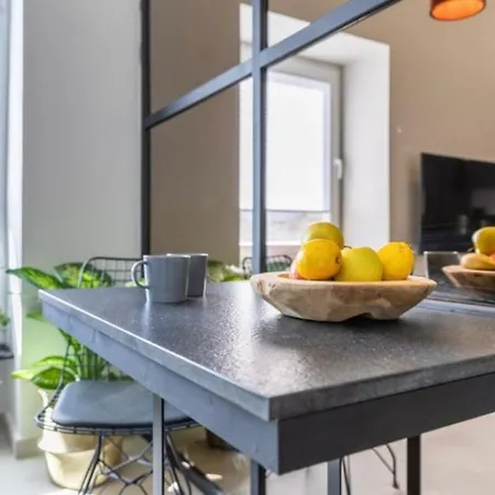 Stylish 1-bedroom Just 5 Minutes From Valletta By Ferry