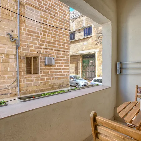 아파트 Stylish 1-bedroom Just 5 Minutes From Valletta By Ferry 모스타