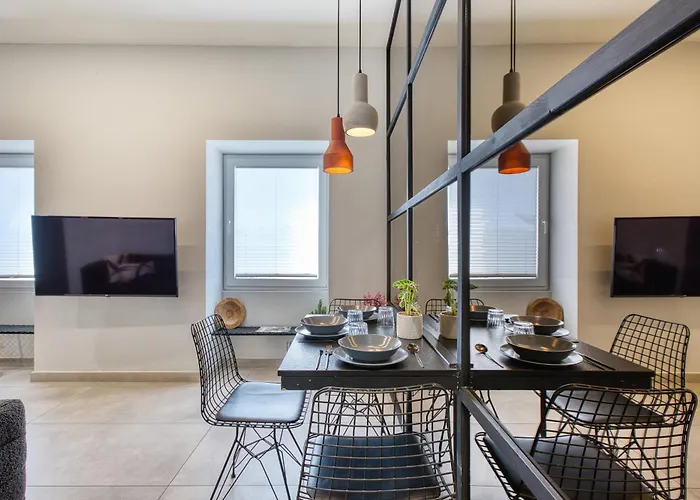 Stylish 1-bedroom Just 5 Minutes From Valletta By Ferry Apartament Mosta